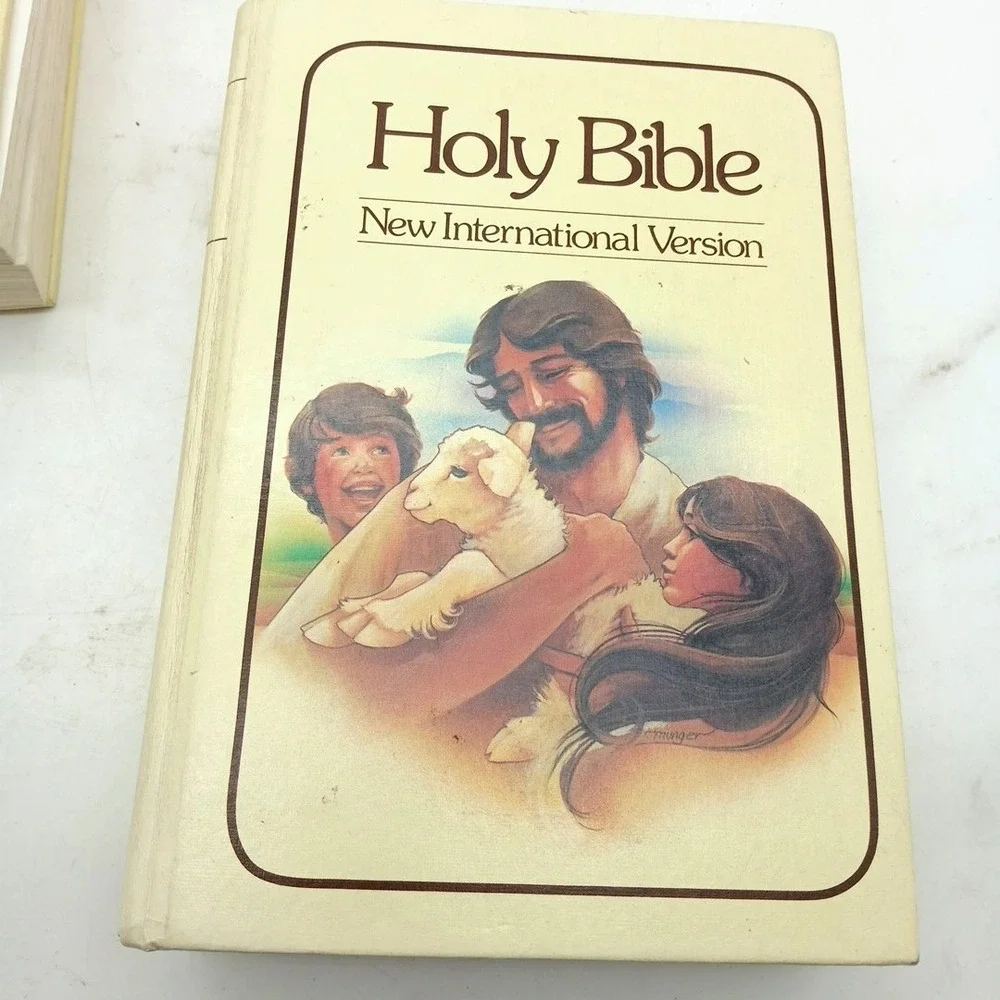 Childrens Holy‎ Bible Vintage NIV Edition 1978 Zondervan Christian Book Lot of 2